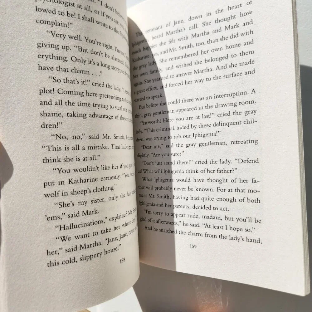 Tales of Magic Half Magic  Fiction Children's Chapter Book 9780544671720